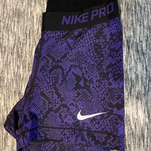 Nike pro spanks
